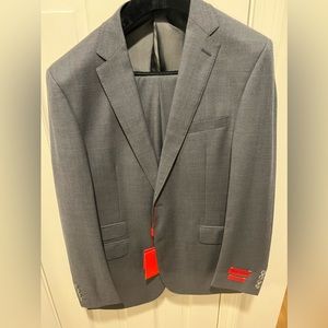 Never worn Bartorelli Napoli gray wool and cashmere suit. Pants are unhemmed.
